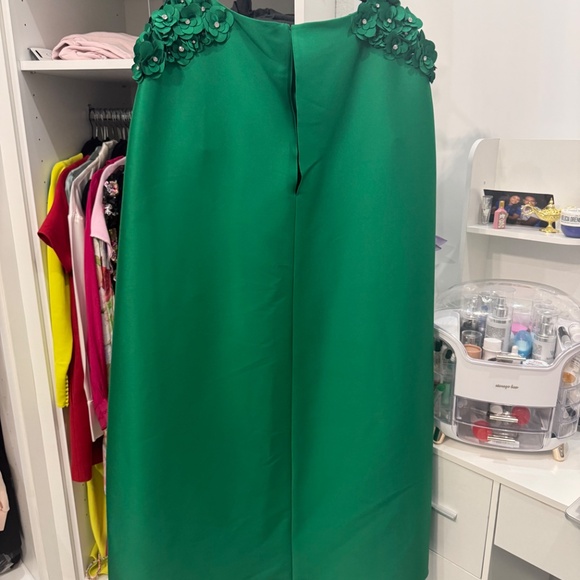 Badgley Mischka Cape Midi Dress - Picture 2 of 2